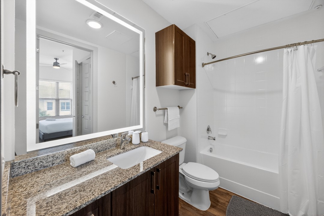 The Creekside at Vantage · Unit 6303 2/2