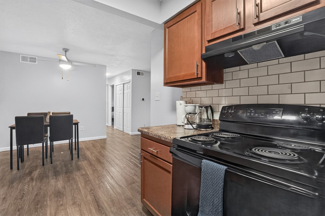 Warren Harbor · Unit 1003 2/1