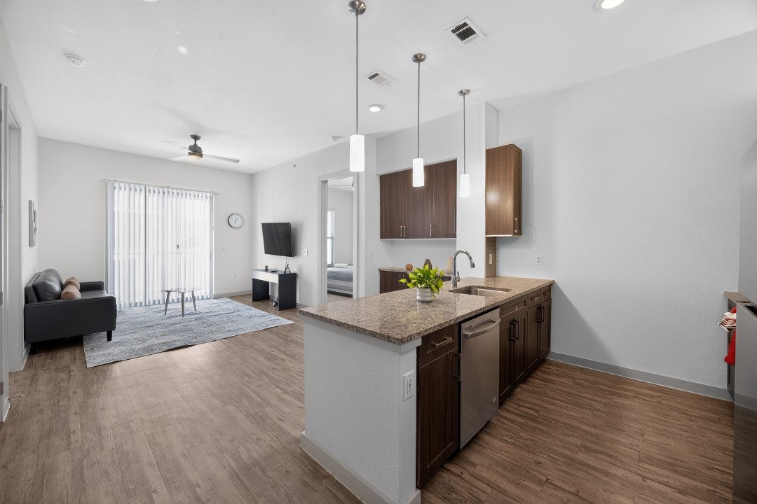 The Creekside at Vantage · Unit 6306 2/2