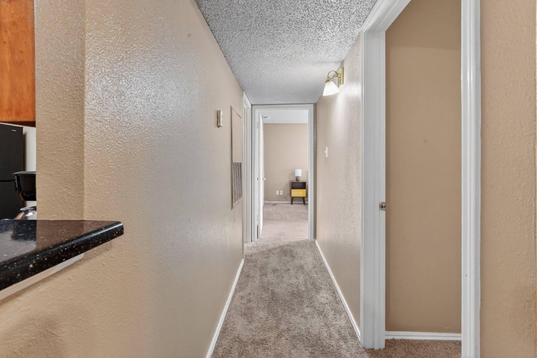 District West · Unit 512 2/1