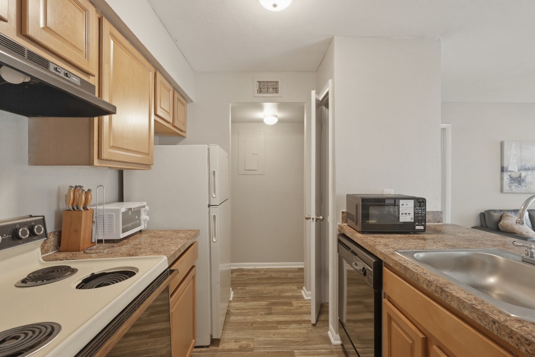 Creekstone · Unit 312 2/2