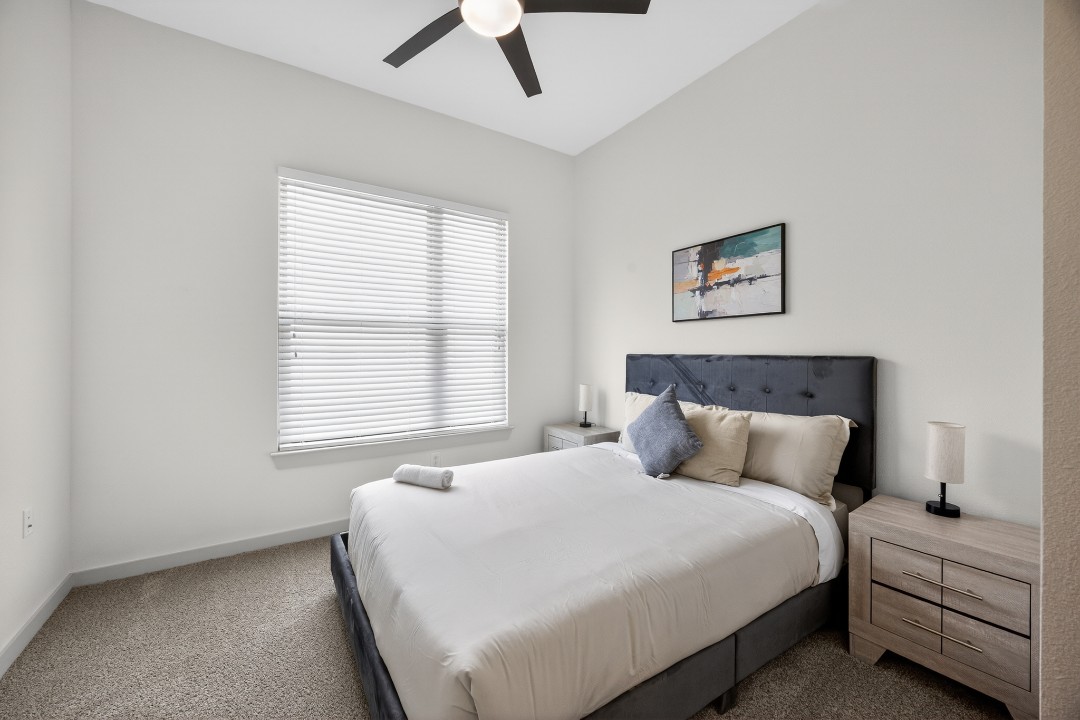 The Creekside at Vantage · Unit 6205 2/2