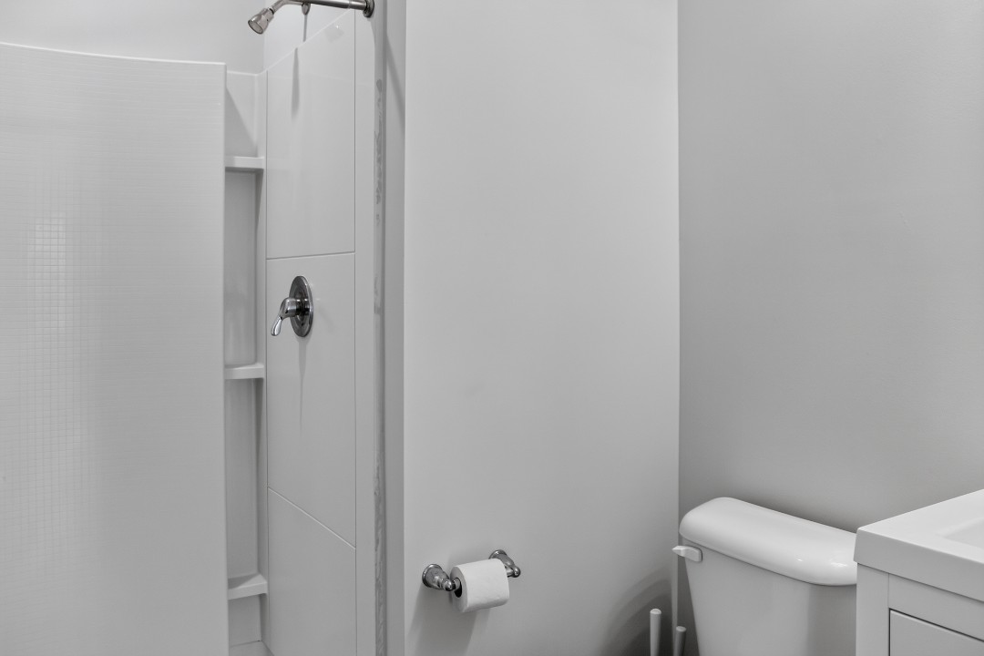 Hickory Grove · Unit 1308 2/2