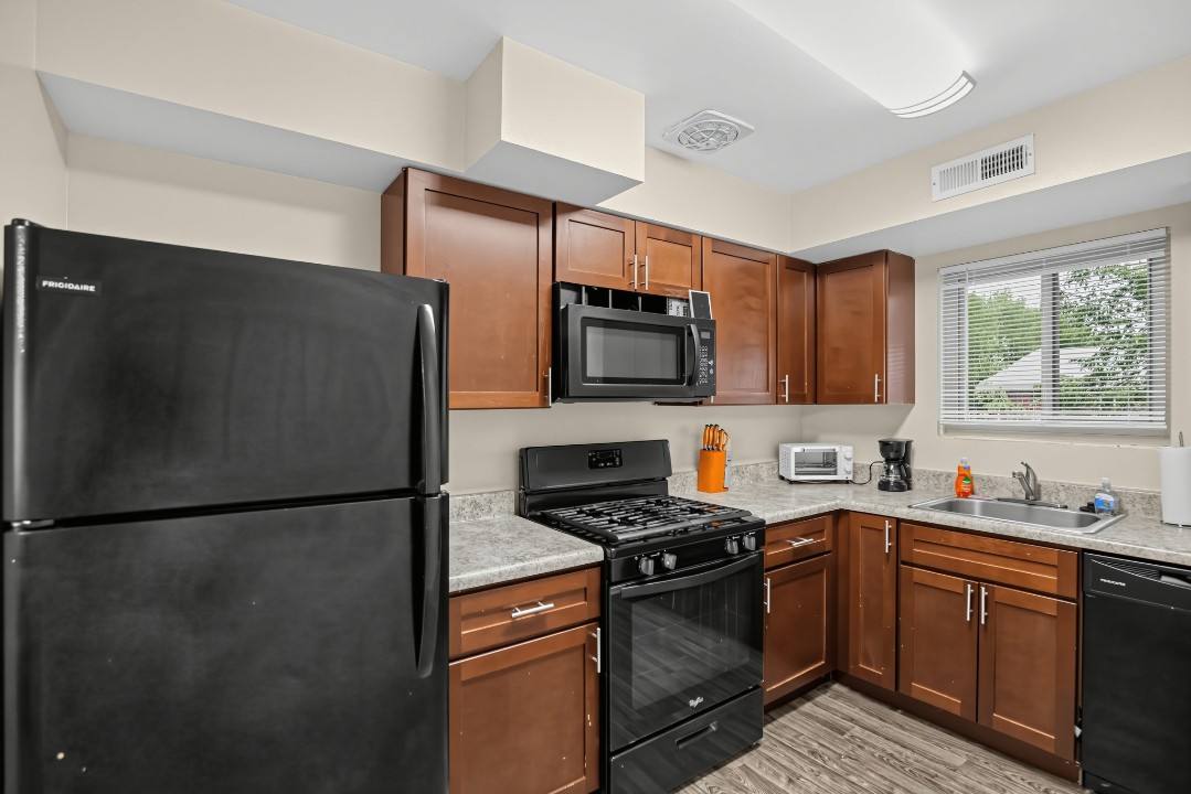 Milbrook Park Apartments 6920 MA 2B · Unit 2/1