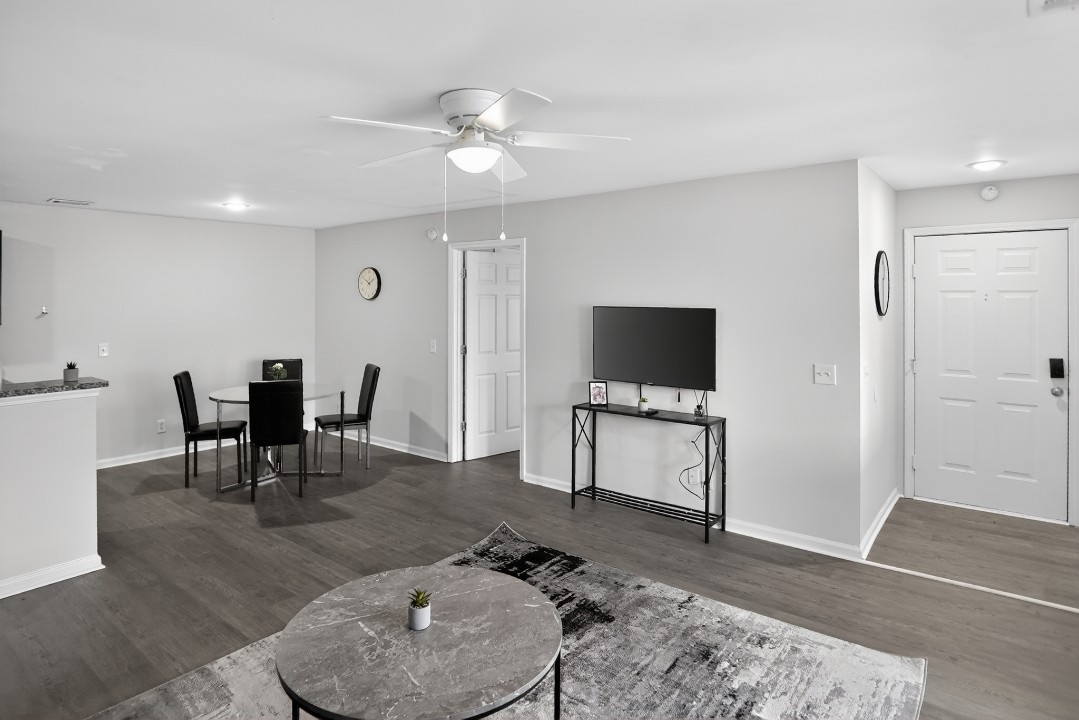 King George 2/2 · Unit 1801
