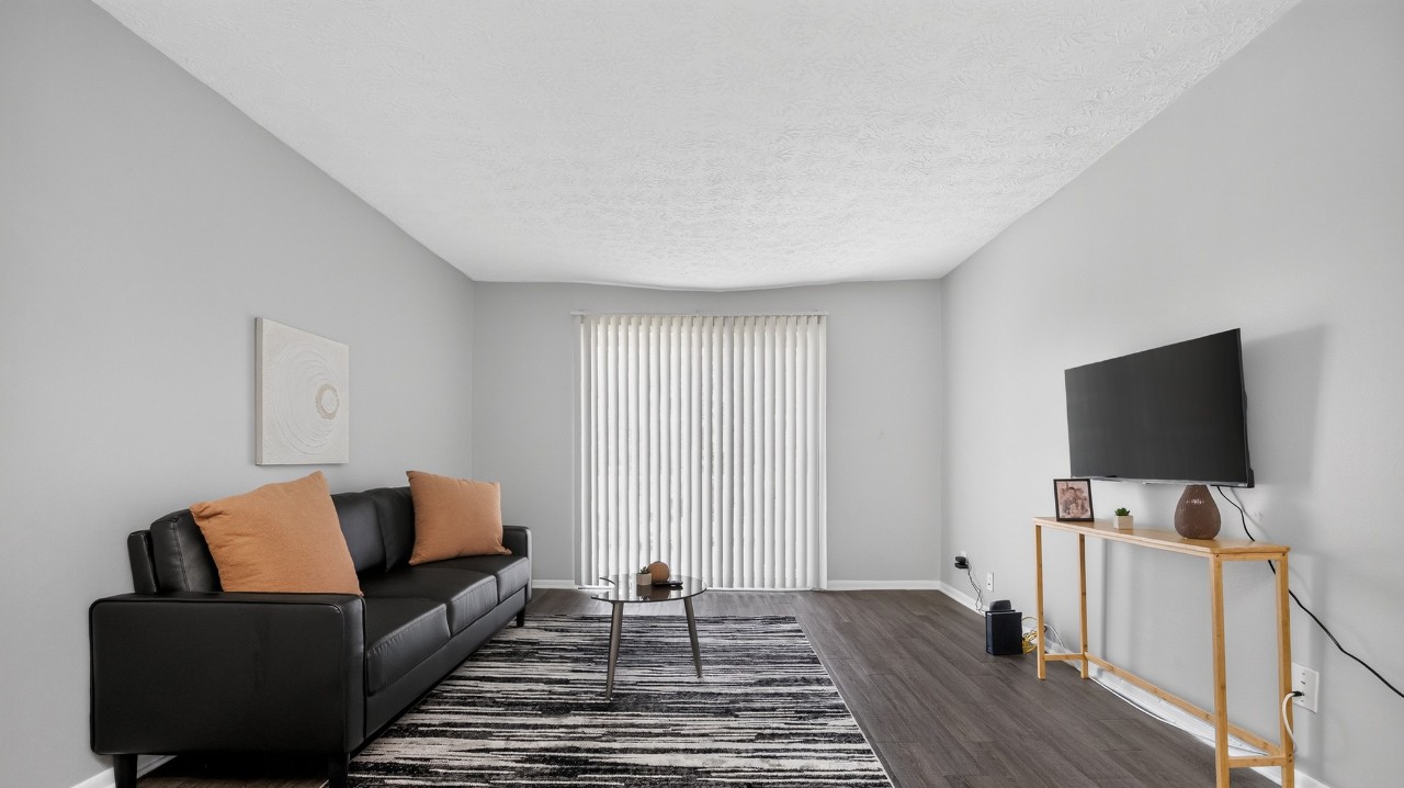 Prime Apartments · Unit 217 2/2