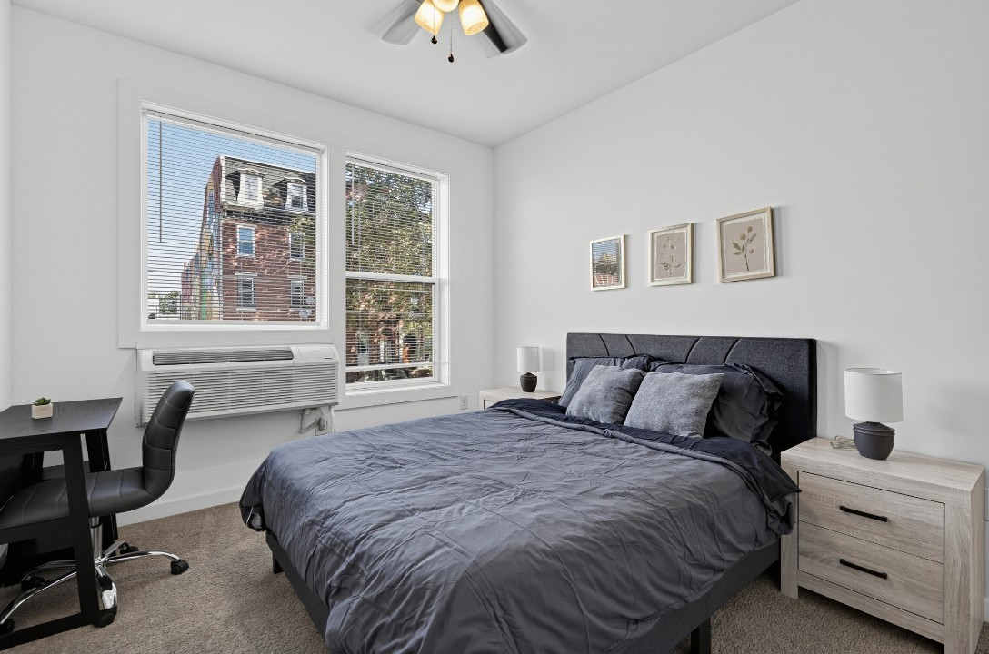 Fairmount Square 1528-2J