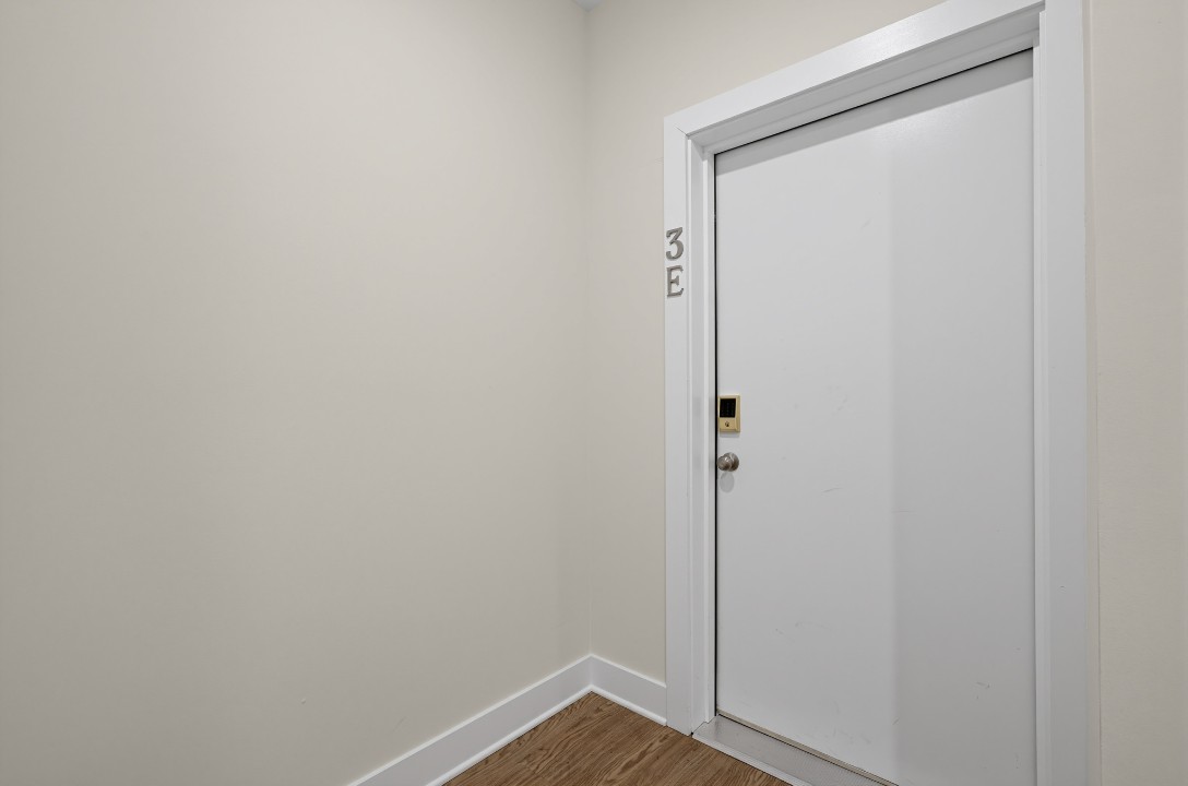 Fairmount Square 1528-3E