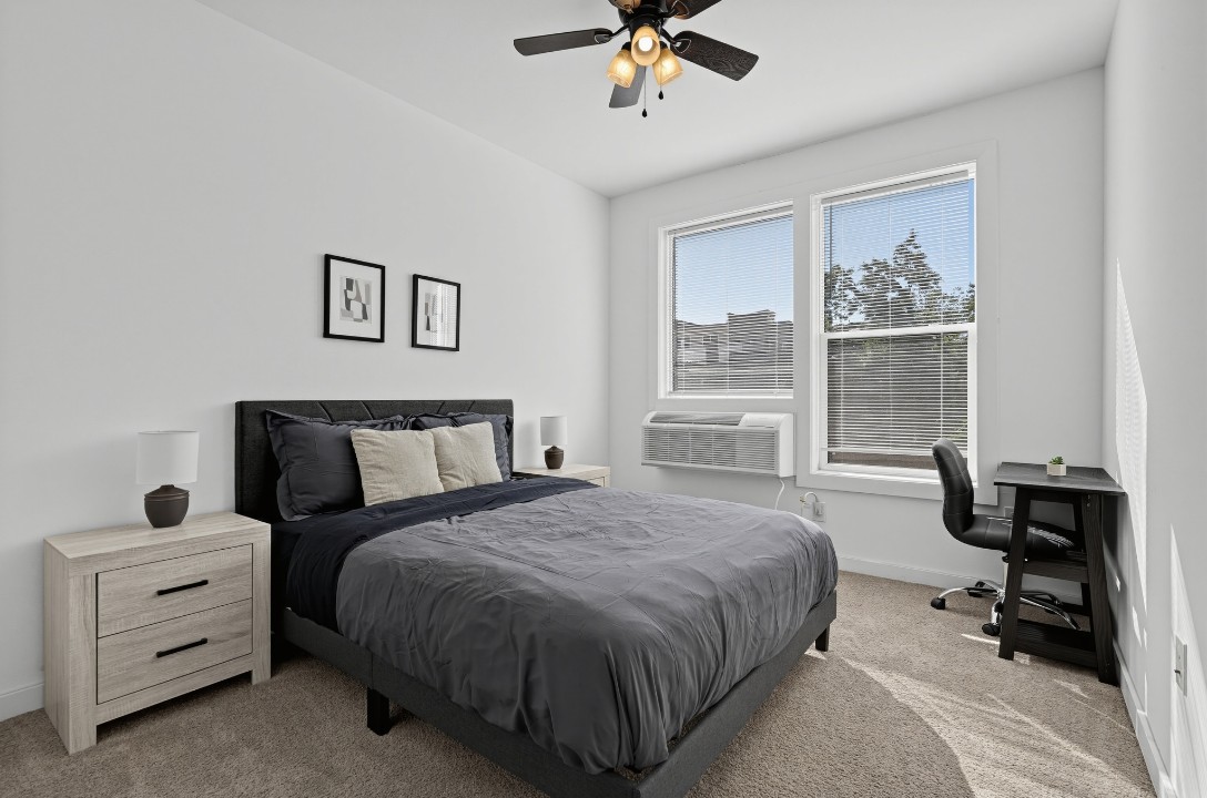 Fairmount Square 1528-2E