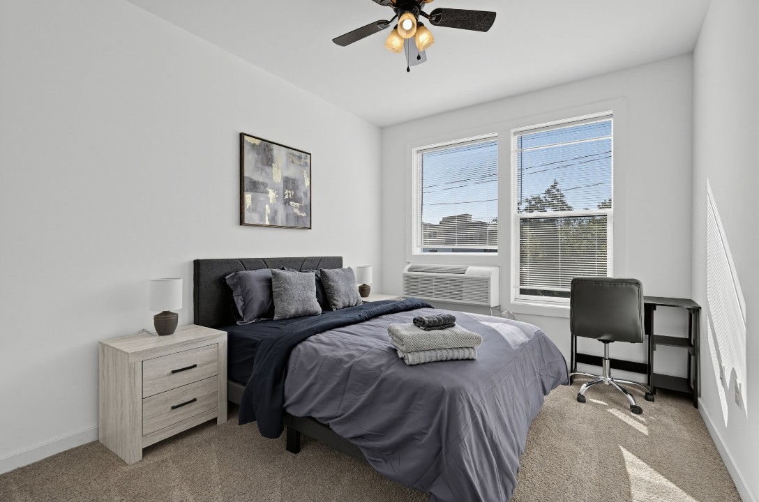 Fairmount Square 1528-3E