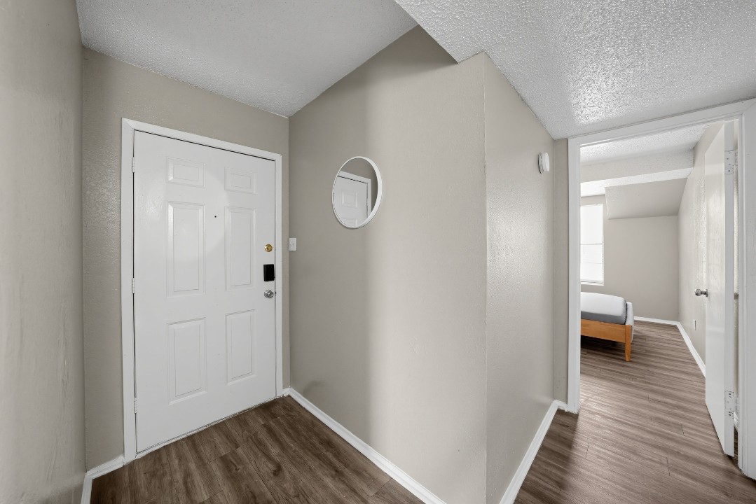 Cleburne Oaks · Unit 086 2/1