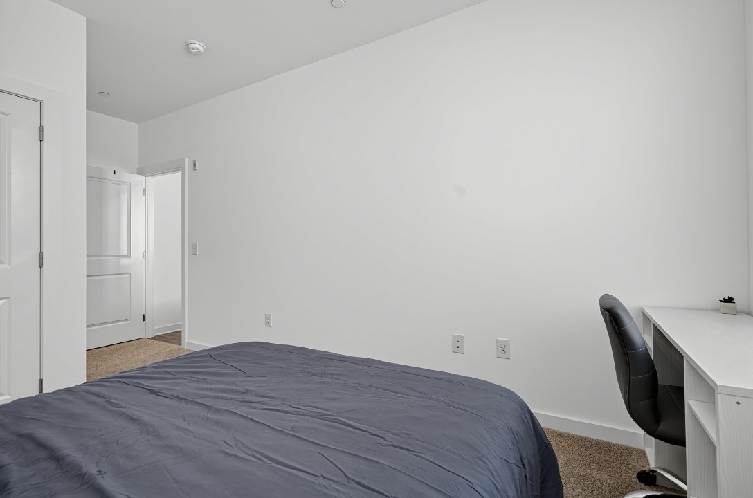 Fairmount Square 1528-3A