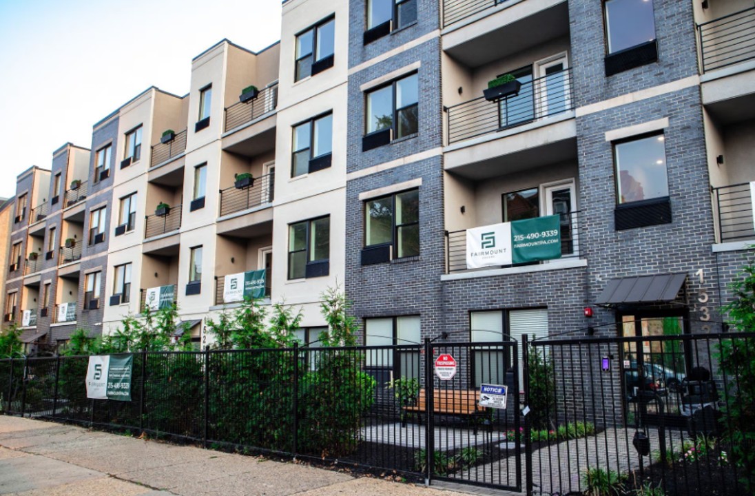 Fairmount Square 1528-3A