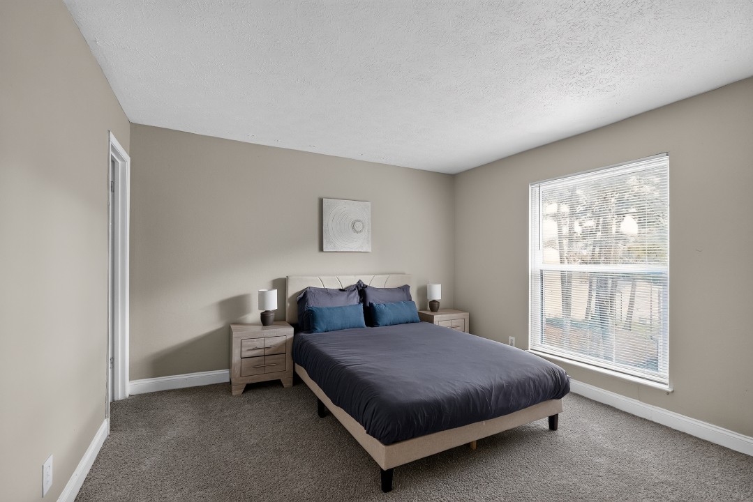 Aspen Woods R-08 · Unit 2/2