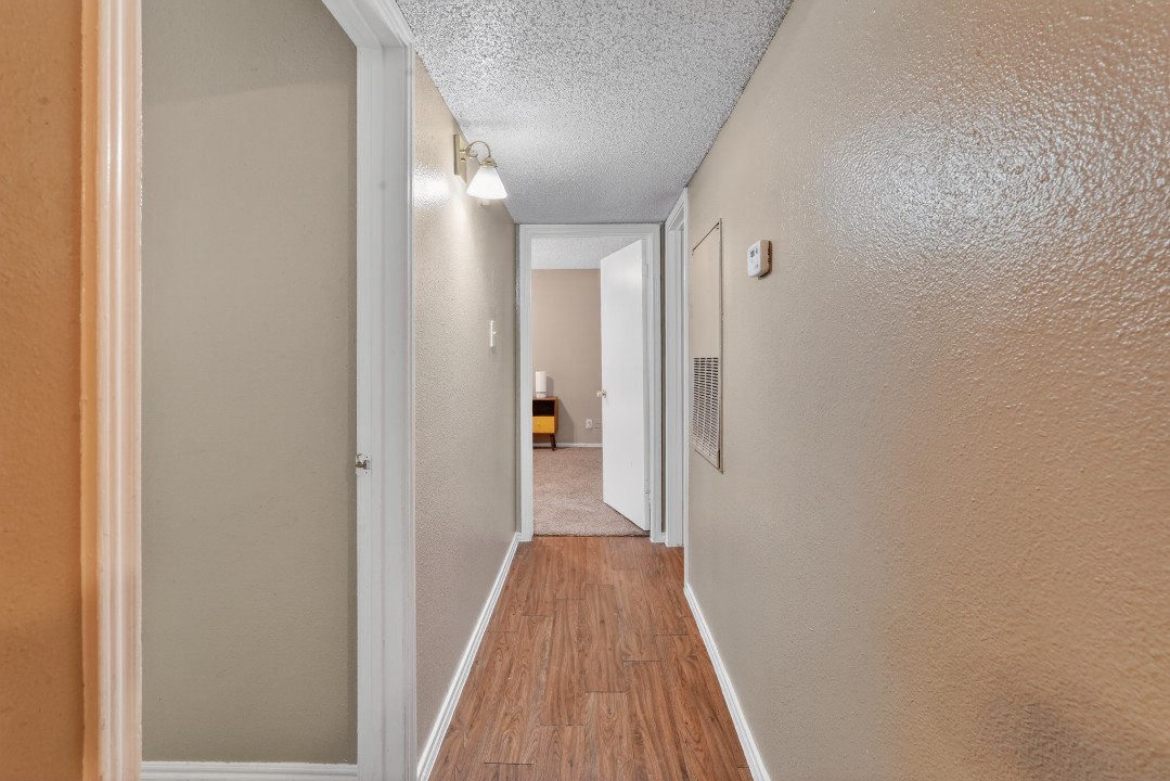 District West · Unit 510 2/1