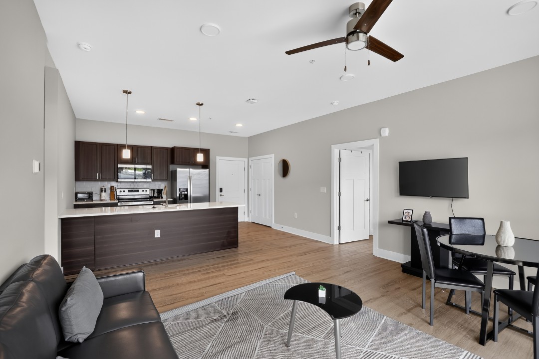 Parkview Greer · Unit 2127 2/2