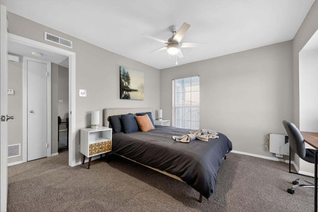 Lincoln Green · Unit 223 1/1
