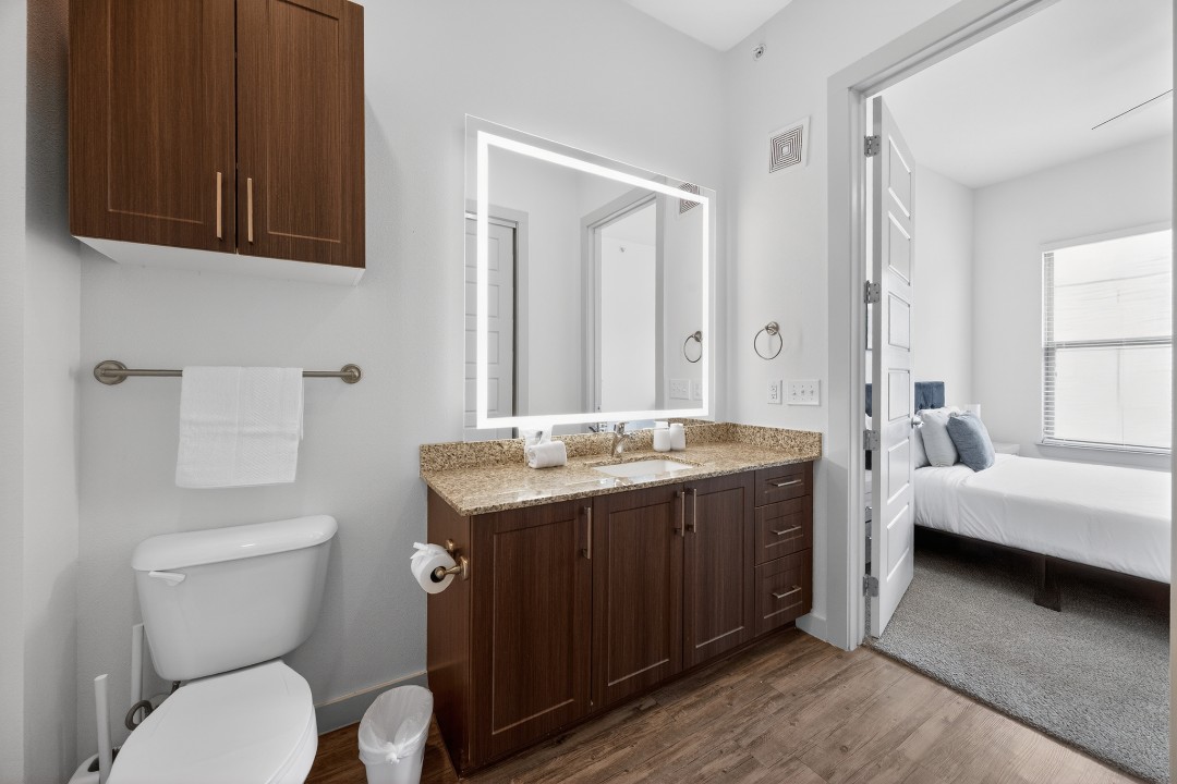 The Creekside at Vantage · Unit 6205 2/2