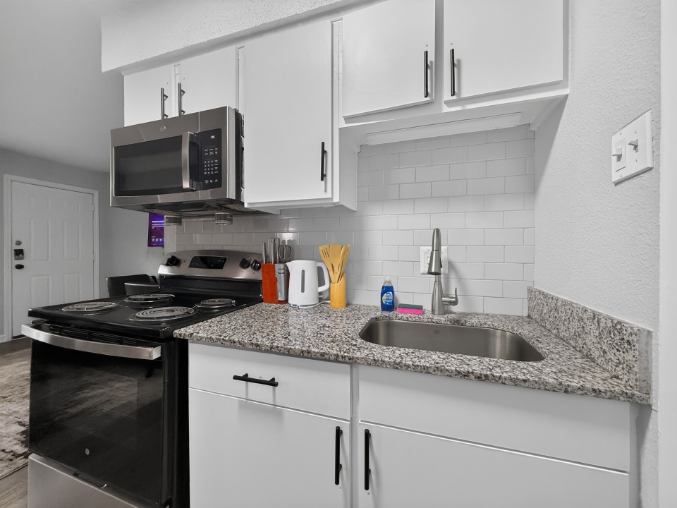 Icon Downtown Durham 804D · Unit 1/1