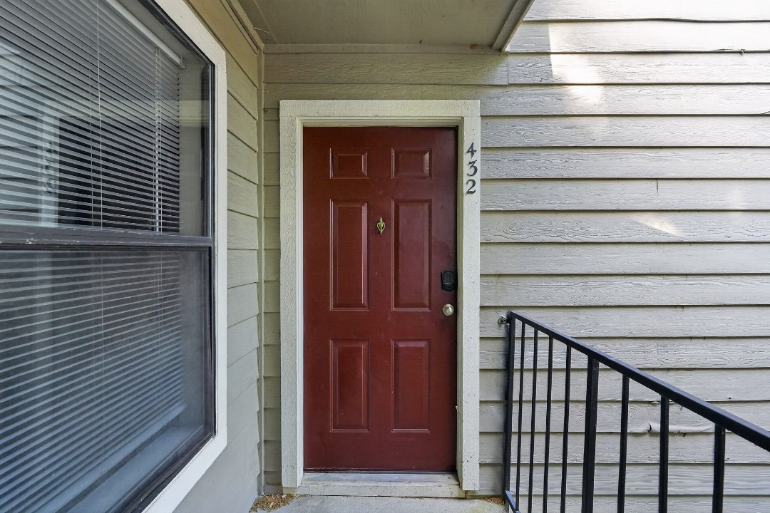 Creekstone · Unit 432 2/2