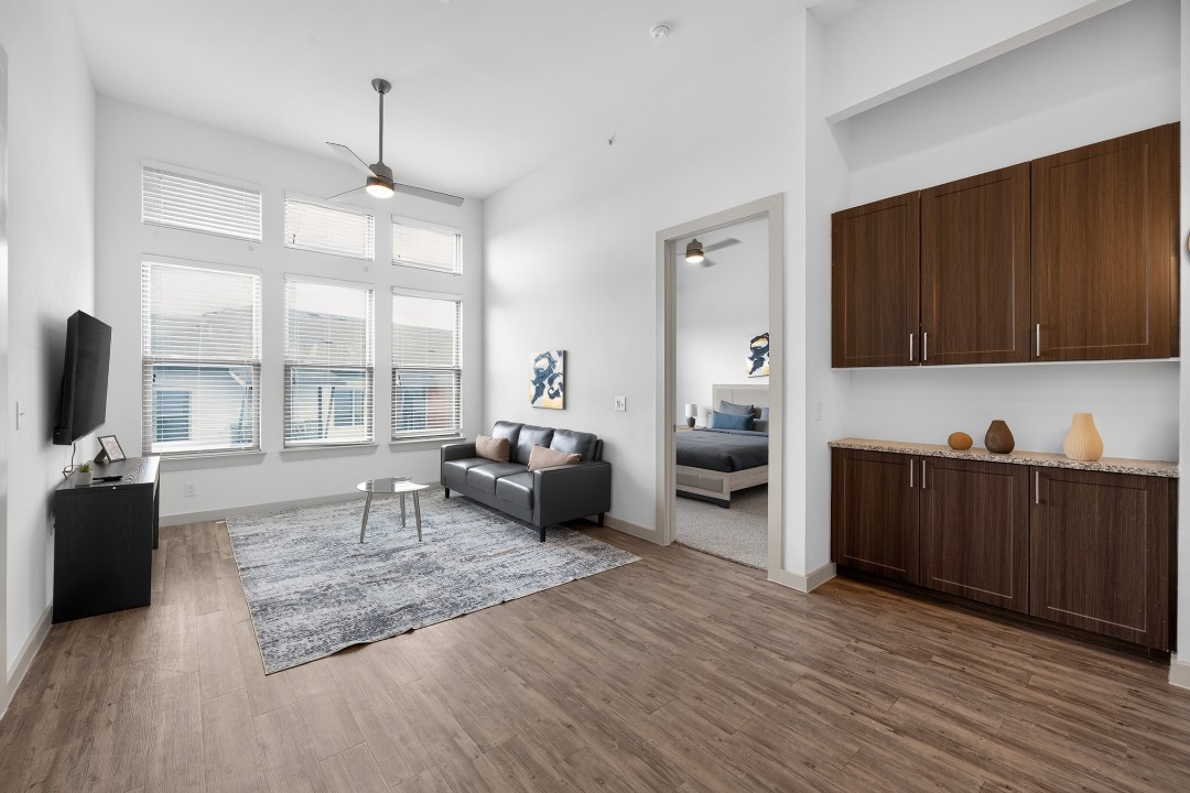 The Creekside at Vantage · Unit 5303 2/2