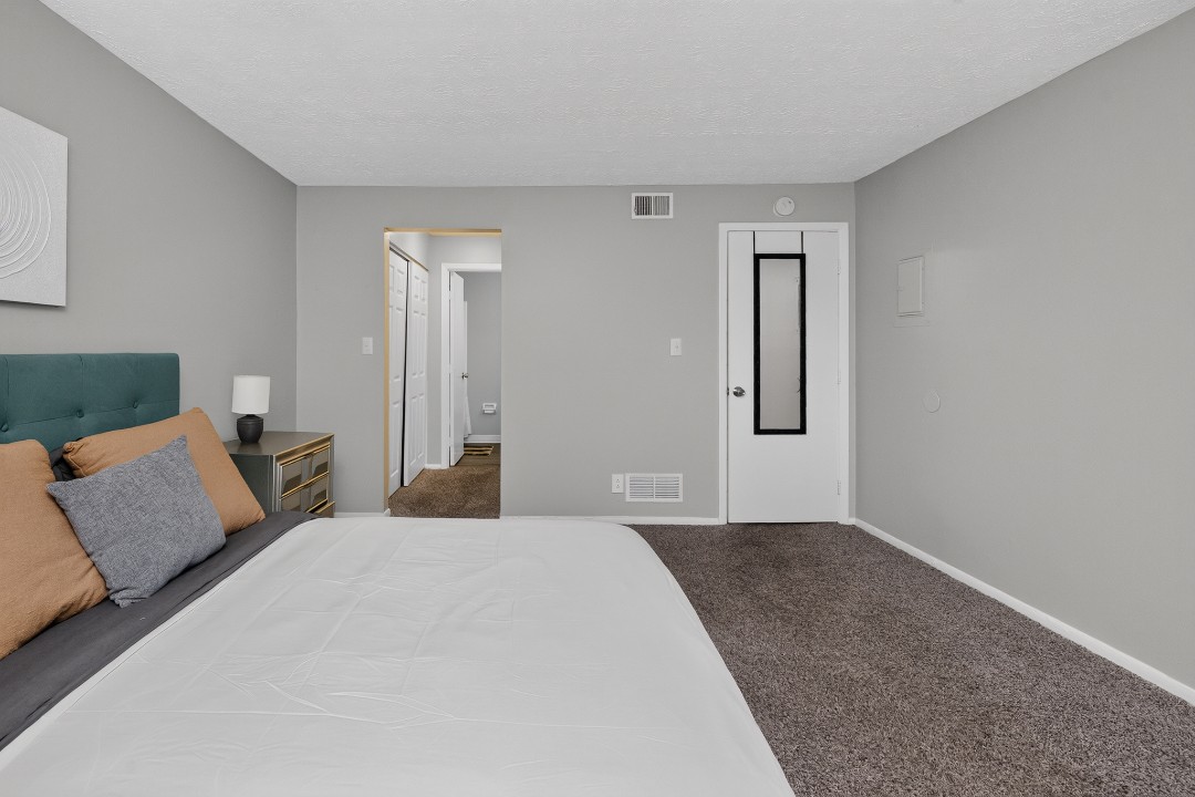 Prime Apartments · Unit 217 2/2
