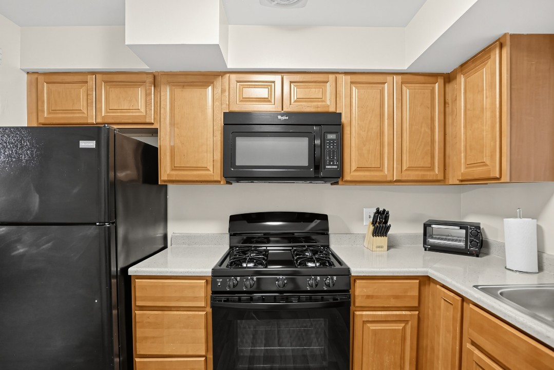 Milbrook Park Apartments 6920 MA T1 · Unit 1/1
