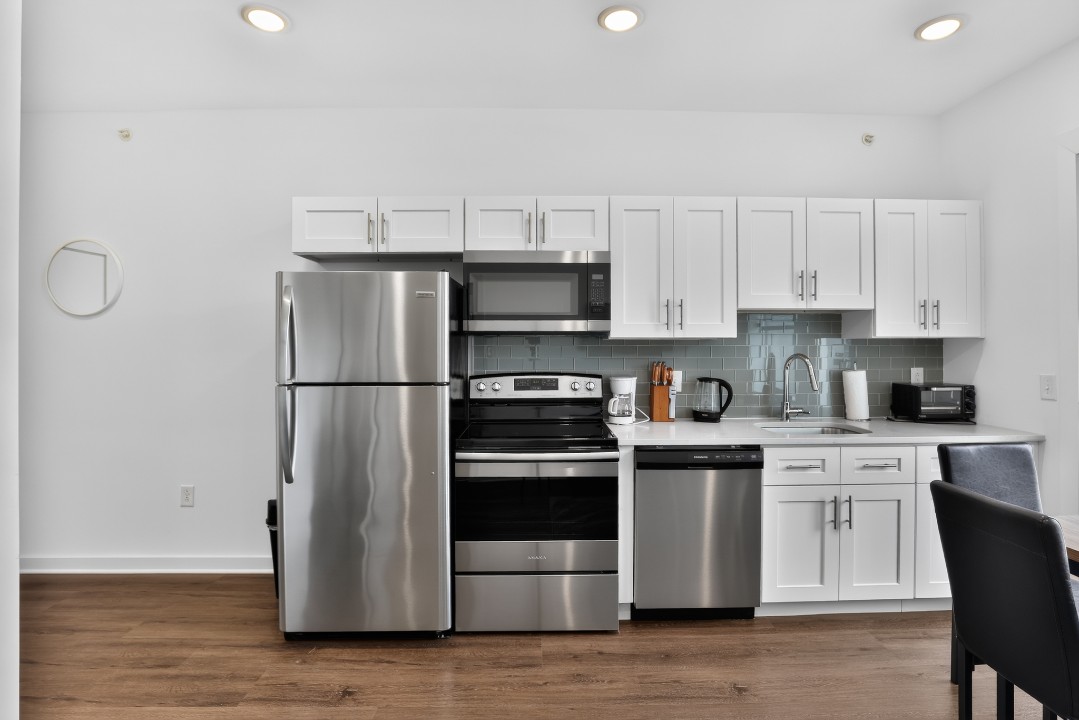 Fairmount Square 1532-4A · Unit 1/1