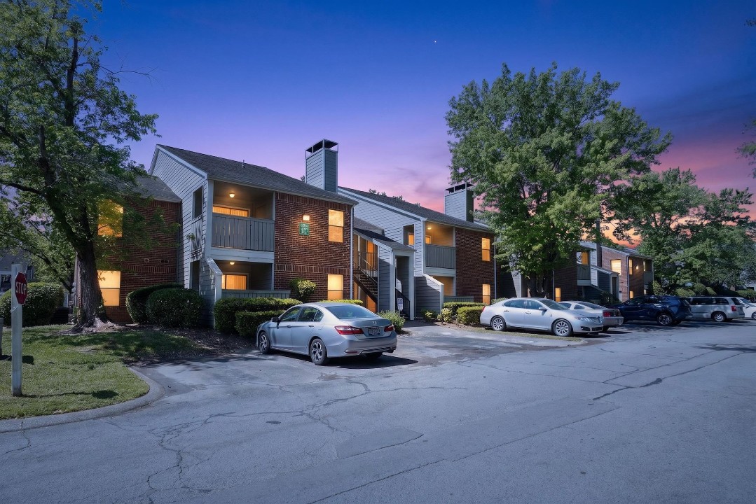 Creekstone · Unit 1722 2/2