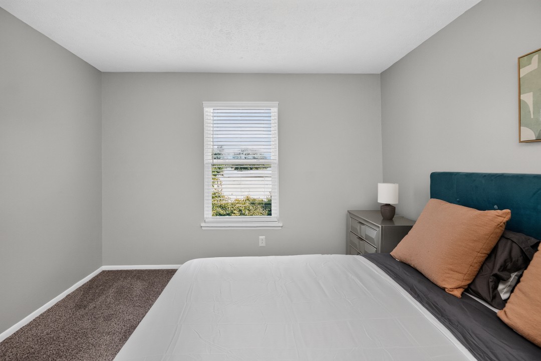 Prime Apartments · Unit 18 2/2