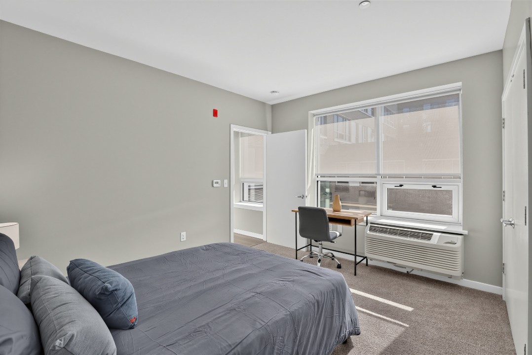 Falls Bridge Lofts · Unit 216 1/1