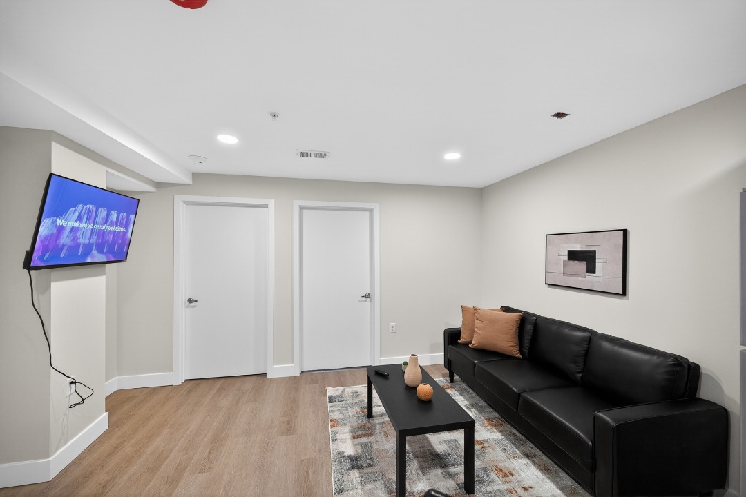 The Berkshire · Unit 205 2/1