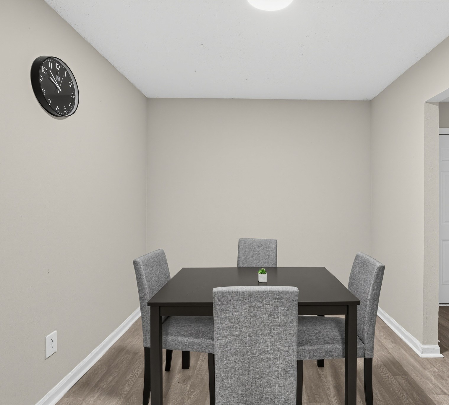 Tucker Square 1310D