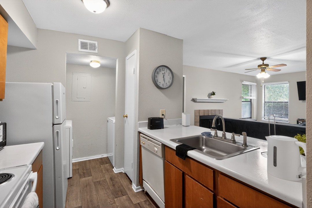 Creekstone · Unit 1614 2/2