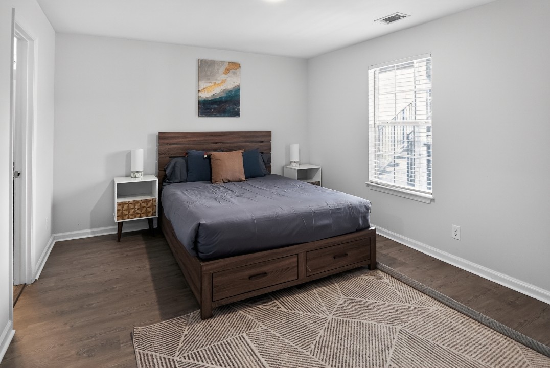 King George 2/2 · Unit 1801