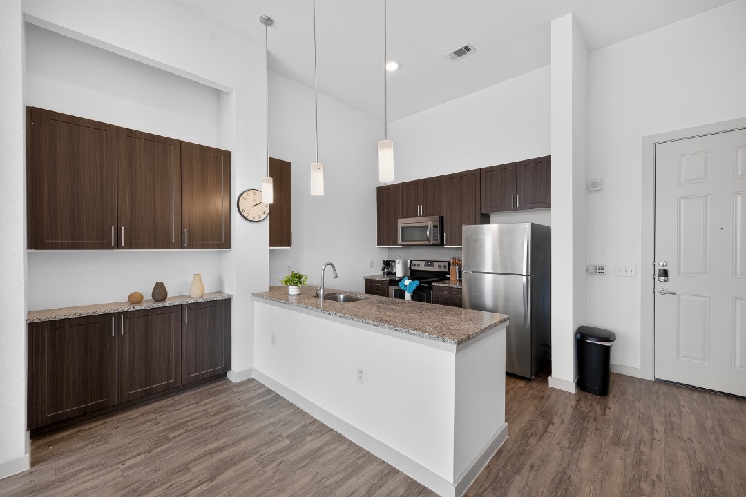 The Creekside at Vantage · Unit 5303 2/2
