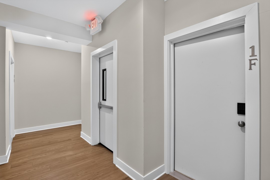 Fairmount Square 1528- 1F · Unit 1/1