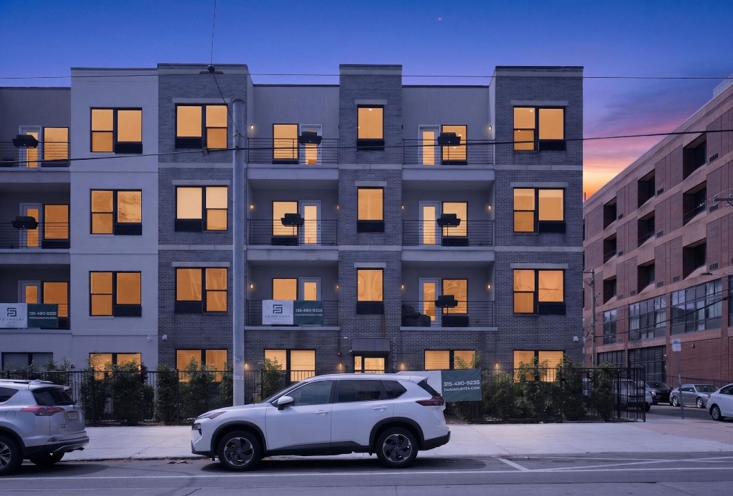 Fairmount Square 1532 - 1A · Unit 1/1
