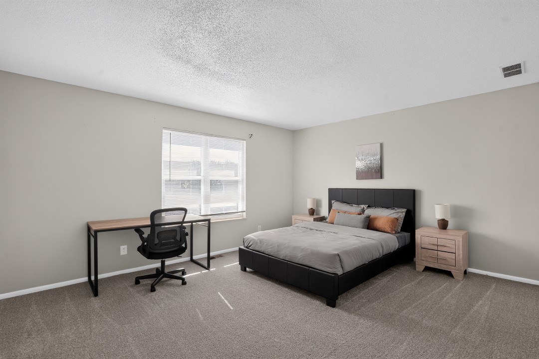 2 Bedrooms · Signature layout