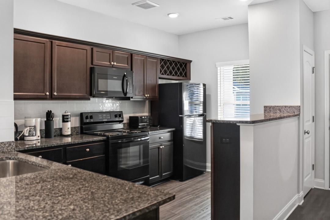 Hickory Grove · Unit 1308 2/2