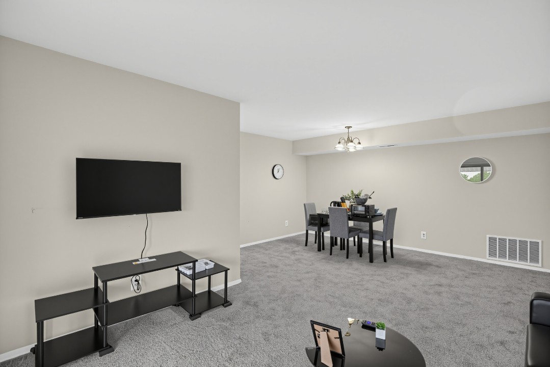Milbrook Park Apartments 13 CB 2B · Unit 1/1