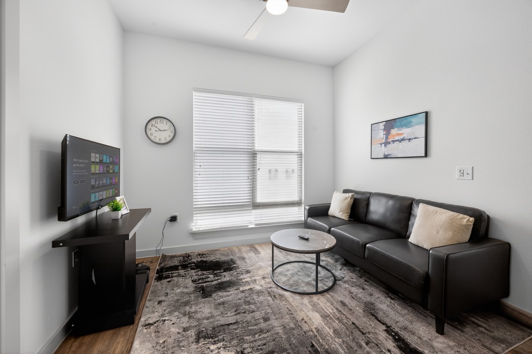The Creekside at Vantage · Unit 6303 2/2