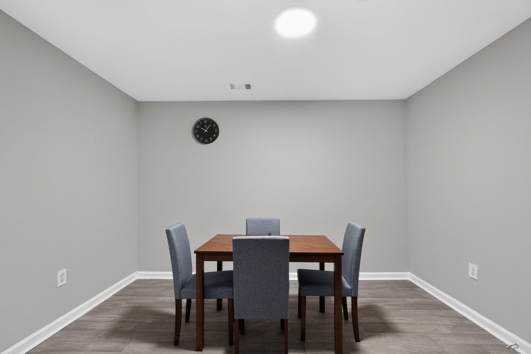 Aspen Woods O-10 · Unit 2/2