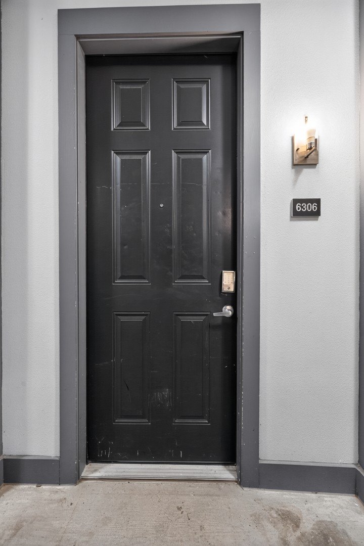 The Creekside at Vantage · Unit 6306 2/2