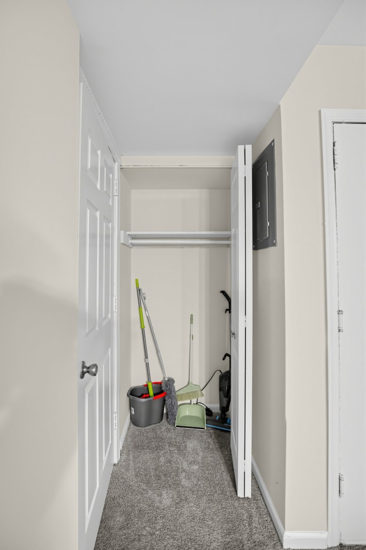 Milbrook Park Apartments 6996 MI T1 · Unit 1/1