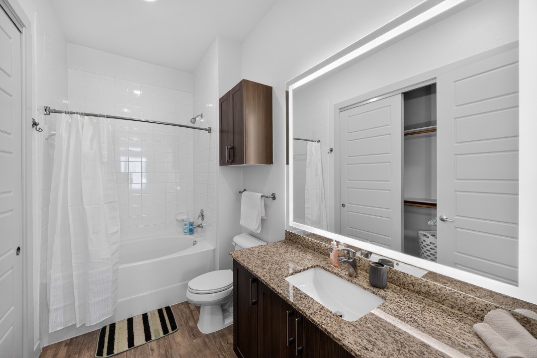 The Creekside at Vantage · Unit 6306 2/2