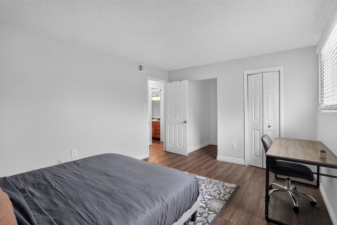 Warren Harbor · Unit 1001 2/1