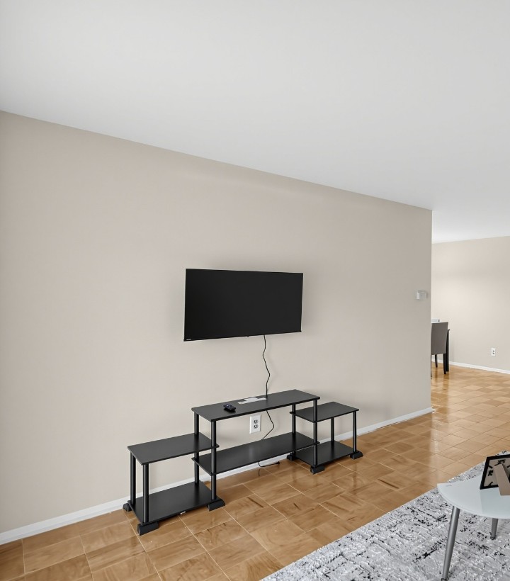Milbrook Park Apartments 7 CB 1A · Unit 2/1