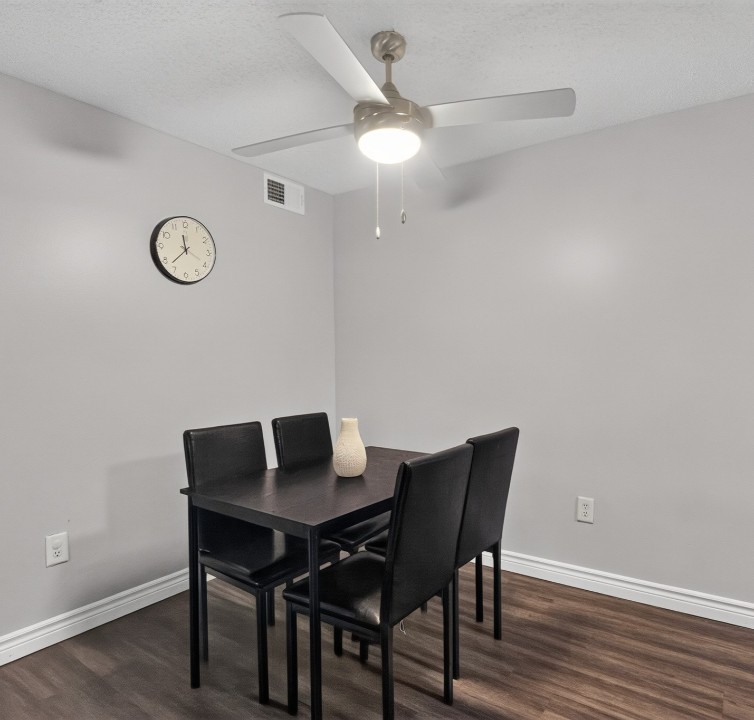 Warren Harbor · Unit 1001 2/1