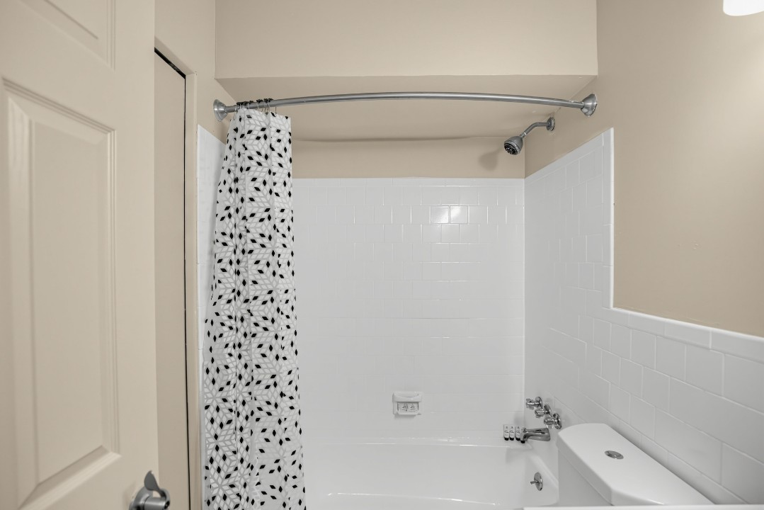 Milbrook Park Apartments 13 CBT1 · Unit 1/1